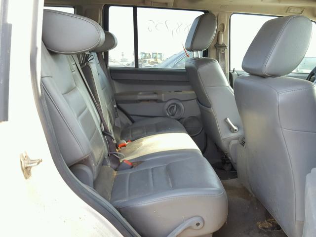 1J8HG48N76C364356 - 2006 JEEP COMMANDER WHITE photo 2
