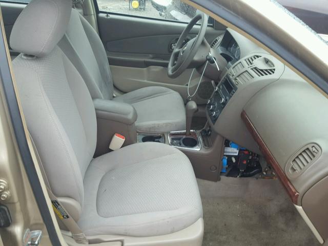1G1ZS51F06F262309 - 2006 CHEVROLET MALIBU LS GOLD photo 5