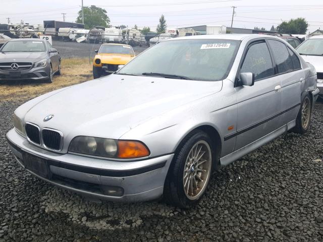 WBADE6322WBW60053 - 1998 BMW 540 I AUTO SILVER photo 2