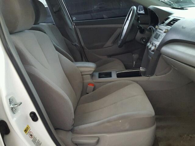 4T1BE46K79U876687 - 2009 TOYOTA CAMRY BASE WHITE photo 5