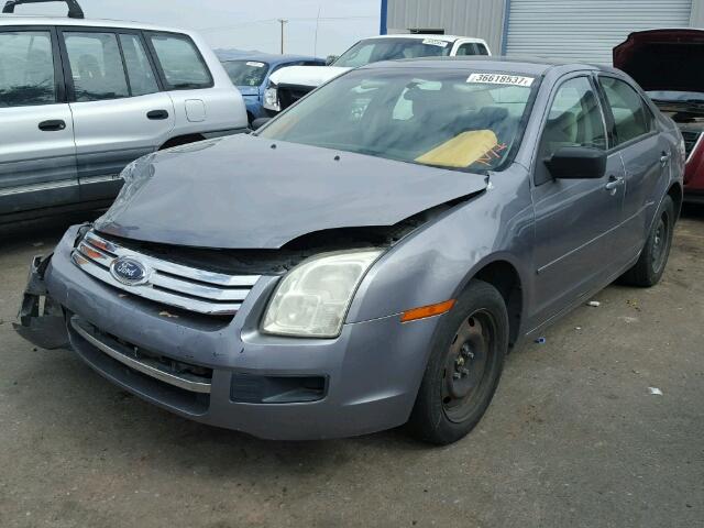 3FAFP06Z06R149745 - 2006 FORD FUSION S GRAY photo 2