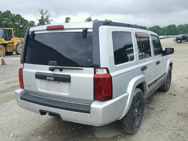 1J8HG48K66C134622 - 2006 JEEP COMMANDER SILVER photo 4