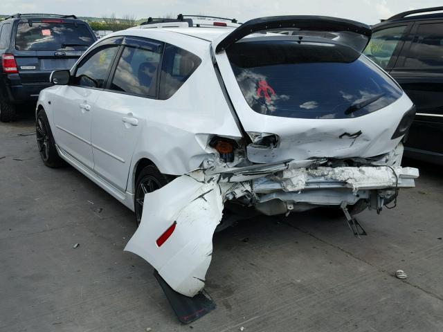 JM1BK143661495627 - 2006 MAZDA 3 HATCHBAC WHITE photo 3