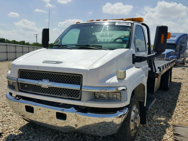 1GBE5C1244F520430 - 2004 CHEVROLET C5500 C5C0 WHITE photo 2