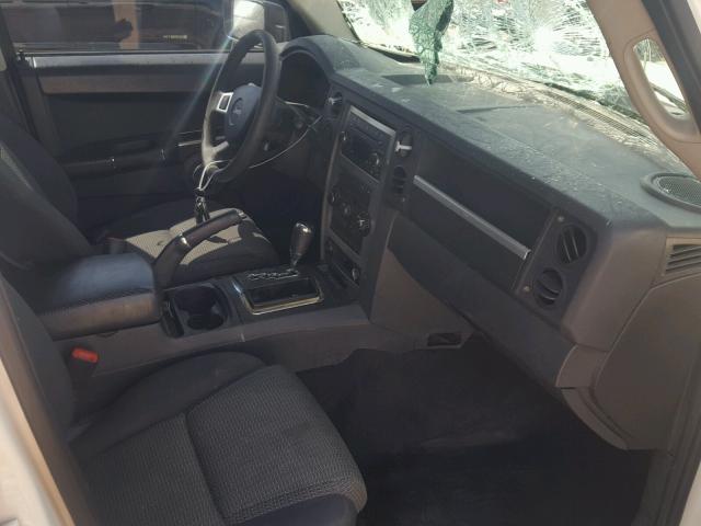 1J4RH4GK9AC124938 - 2010 JEEP COMMANDER WHITE photo 5