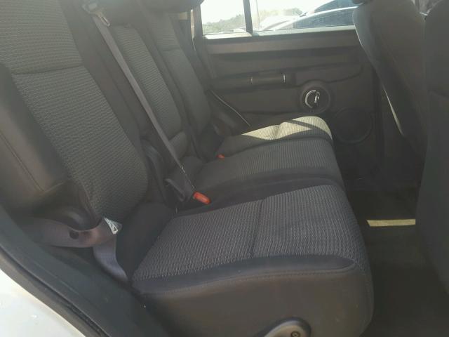 1J4RH4GK9AC124938 - 2010 JEEP COMMANDER WHITE photo 6