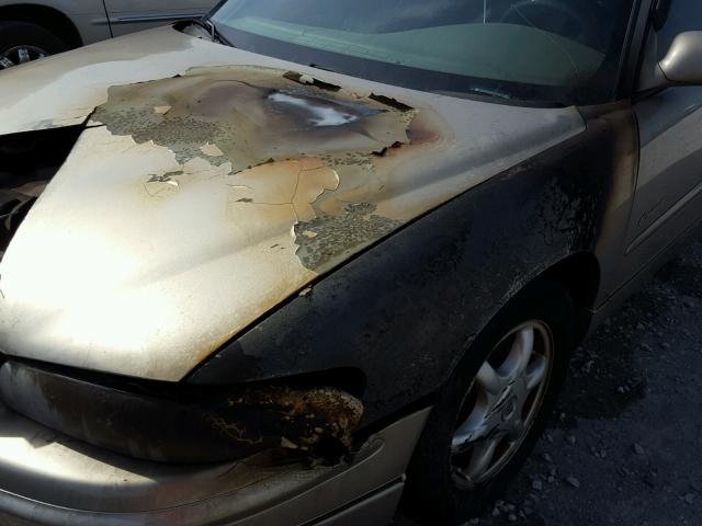 2G4WB55K611265082 - 2001 BUICK REGAL LS 金色 照片 9