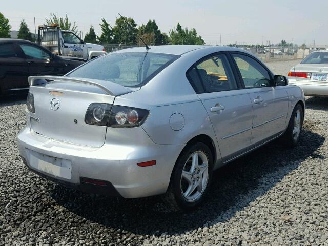 JM1BK12F471630795 - 2007 MAZDA 3 SILVER photo 4