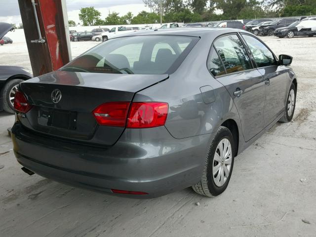 3VW2K7AJ5EM221310 - 2014 VOLKSWAGEN JETTA BASE 石墨色 照片 4