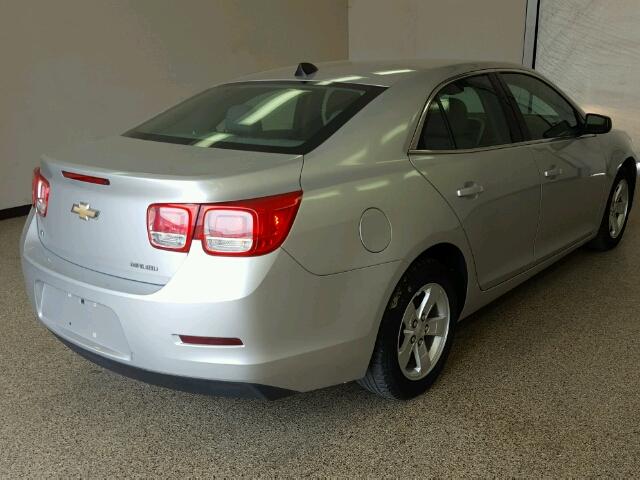 1G11A5SL3EF257673 - 2014 CHEVROLET MALIBU LS 银色 照片 4