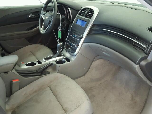 1G11A5SL3EF257673 - 2014 CHEVROLET MALIBU LS 银色 照片 5