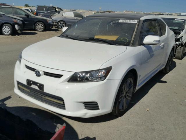 JTKJF5C74D3055993 - 2013 TOYOTA SCION TC WHITE photo 2