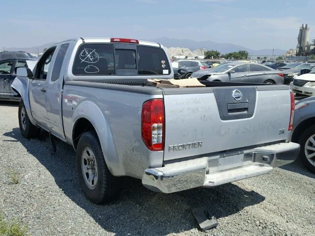 1N6BD06T78C414303 - 2008 NISSAN FRONTIER X SILVER photo 3