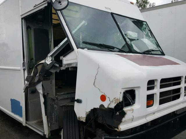 4UZAARBW76CW00539 - 2006 FREIGHTLINER CHASSIS M WHITE photo 9