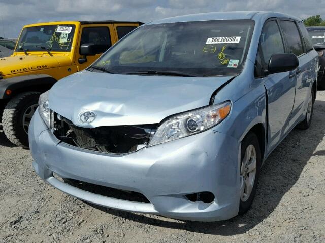 5TDZK3DC9GS758059 - 2016 TOYOTA SIENNA BAS BLUE photo 2