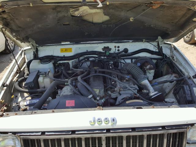 1J7FT26S8NL192924 - 1992 JEEP COMANCHE WHITE photo 7