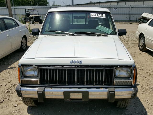 1J7FT26S8NL192924 - 1992 JEEP COMANCHE WHITE photo 9