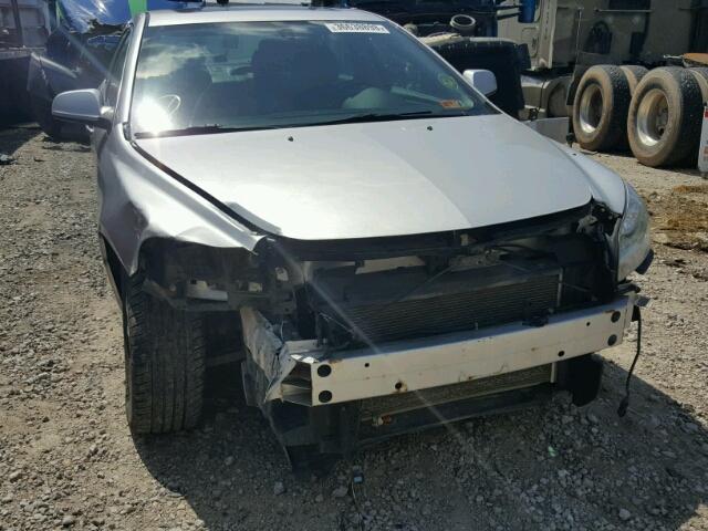 1G1ZE5EB4AF300938 - 2010 CHEVROLET MALIBU LTZ 银色 照片 10