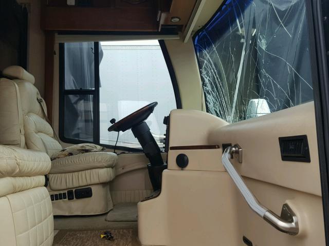 1RF18571441027297 - 2004 ROADMASTER RAIL MONOCOQUE ორფეროვანი ფოტო 5