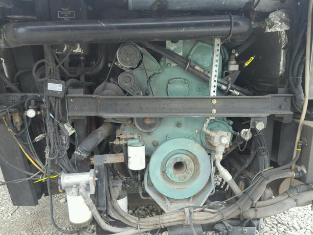 1RF18571441027297 - 2004 ROADMASTER RAIL MONOCOQUE ორფეროვანი ფოტო 7