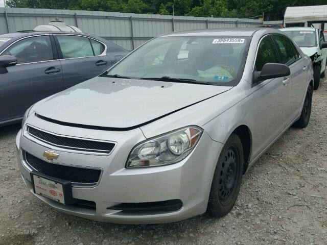 1G1ZB5EB4AF276410 - 2010 CHEVROLET MALIBU LS SILVER photo 2