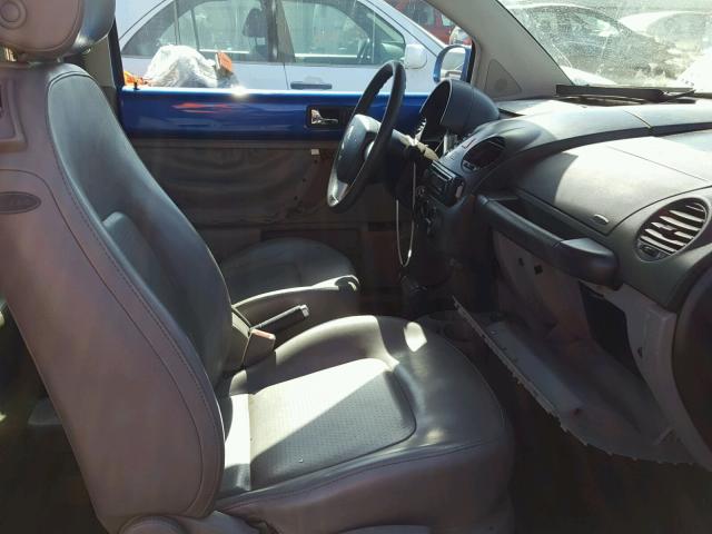 3VWCK31C94M408983 - 2004 VOLKSWAGEN NEW BEETLE 蓝色 照片 5