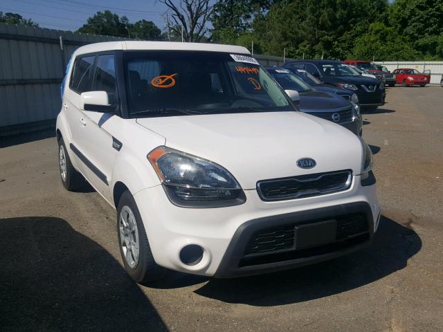 KNDJT2A56C7447493 - 2012 KIA SOUL WHITE photo 1