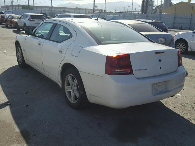 2B3KA43G18H317929 - 2008 DODGE CHARGER WHITE photo 3