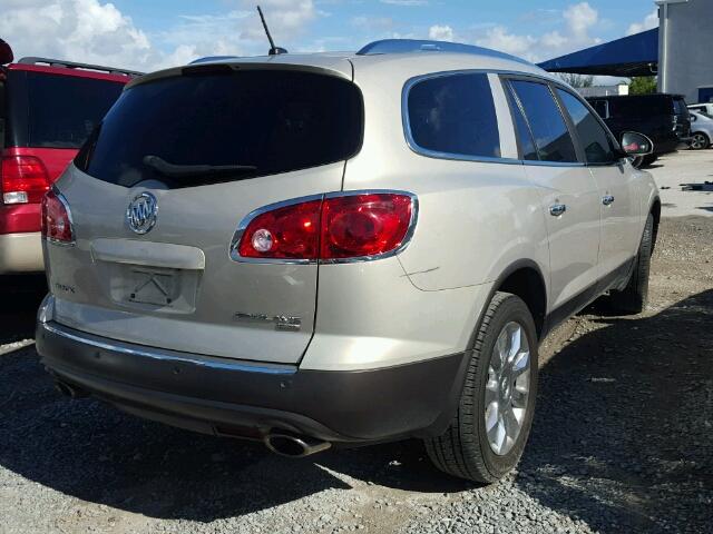 5GALRCED4AJ201932 - 2010 BUICK ENCLAVE BEIGE photo 4