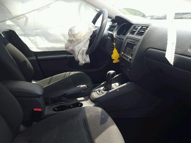 3VW2K7AJ4FM230856 - 2015 VOLKSWAGEN JETTA BASE SILVER photo 5