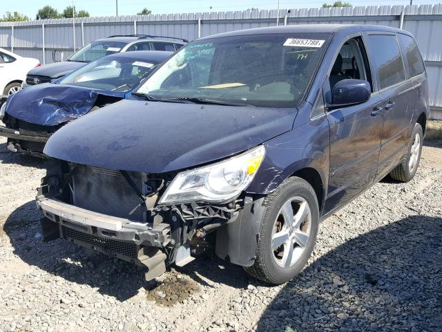 2V8HW34189R501229 - 2009 VOLKSWAGEN ROUTAN SE BLUE photo 2