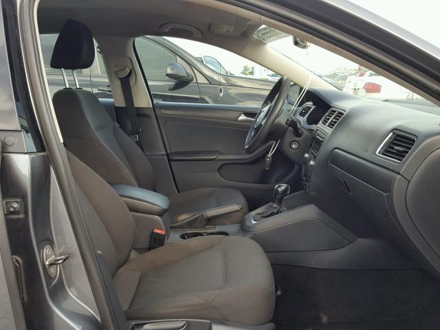 3VW2K7AJ3DM272531 - 2013 VOLKSWAGEN JETTA BASE 灰色 照片 5