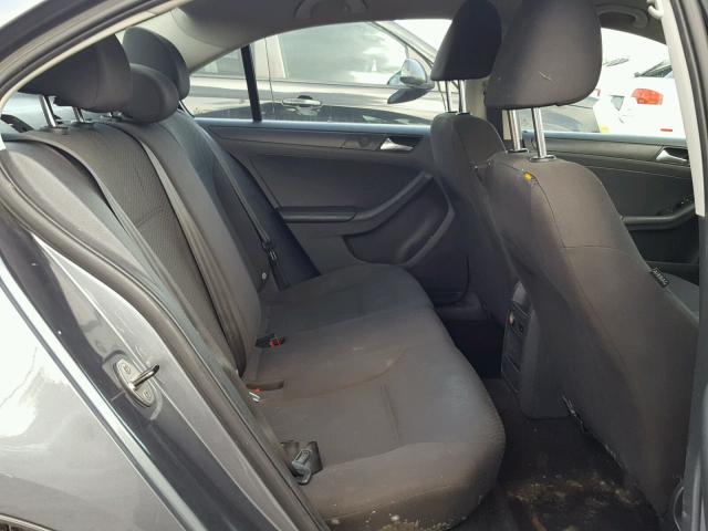 3VW2K7AJ3DM272531 - 2013 VOLKSWAGEN JETTA BASE 灰色 照片 6