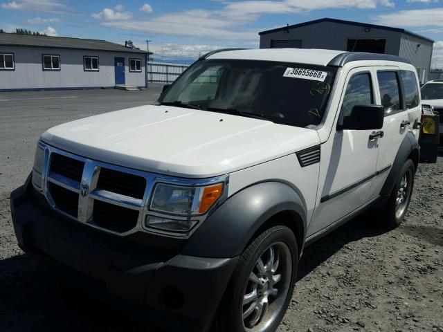 1D8GU28KX7W532630 - 2007 DODGE NITRO SXT WHITE photo 2