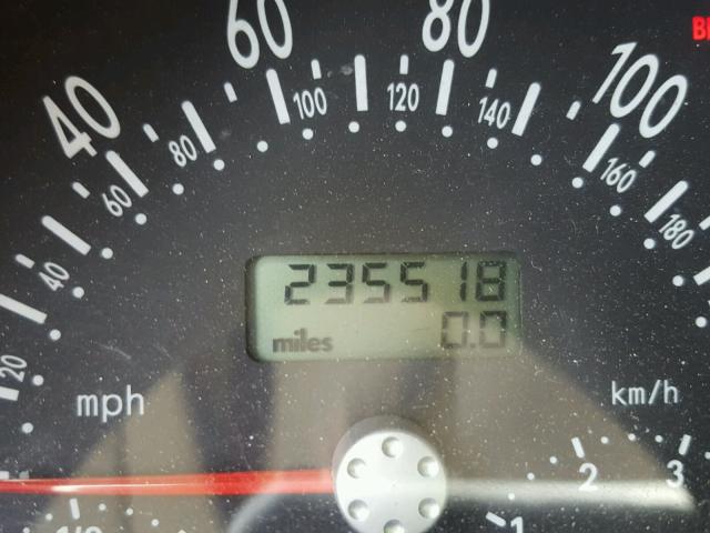 3VWCP21C41M446547 - 2001 VOLKSWAGEN NEW BEETLE 银色 照片 8