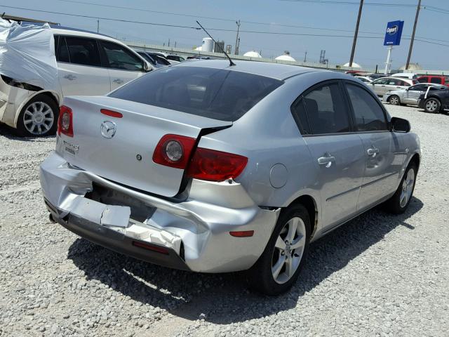 JM1BK12F261520665 - 2006 MAZDA 3 I SILVER photo 4