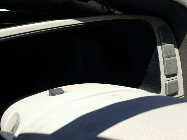 5LMFU28R44LJ35881 - 2004 LINCOLN NAVIGATOR WHITE photo 8