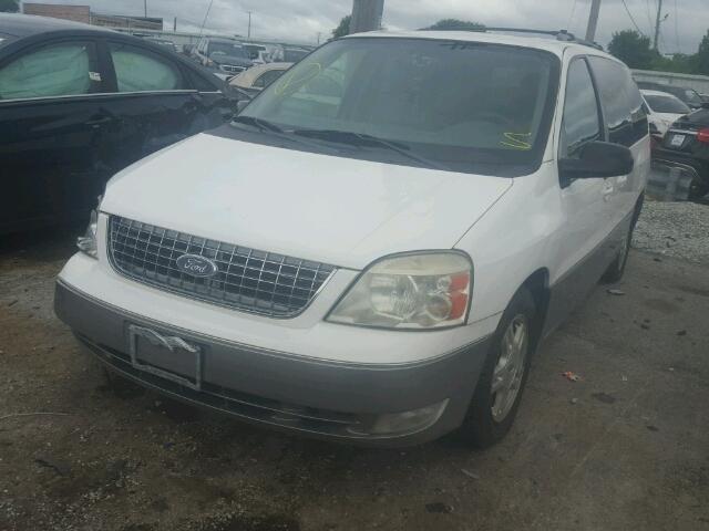 2FMDA58204BA63388 - 2004 FORD FREESTAR WHITE photo 2