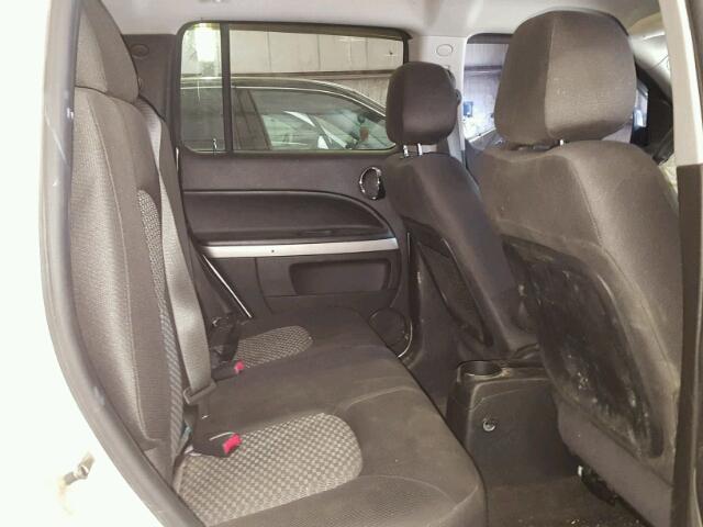 3GNBAADB7AS648914 - 2010 CHEVROLET HHR LS WHITE photo 6