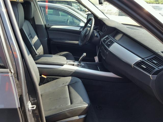 5UXZV4C52D0B06920 - 2013 BMW X5 XDRIVE3 GRAY photo 5