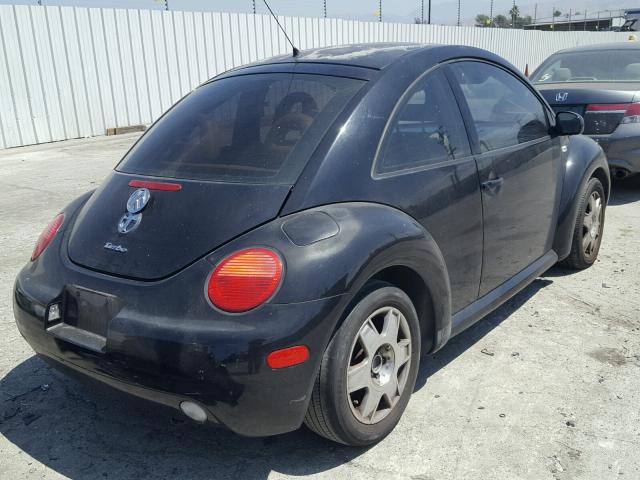 3VWDD21C82M405496 - 2002 VOLKSWAGEN NEW BEETLE შავი ფოტო 4