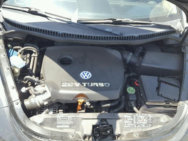 3VWDD21C82M405496 - 2002 VOLKSWAGEN NEW BEETLE შავი ფოტო 7