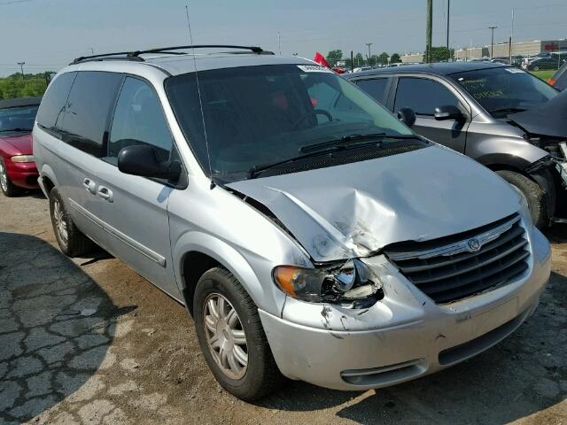 2A4GP54LX6R915331 - 2006 CHRYSLER TOWN & COU SILVER photo 1