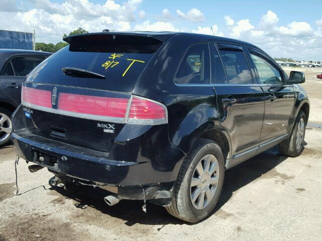 2LMDU88C78BJ20729 - 2008 LINCOLN MKX BLACK photo 4