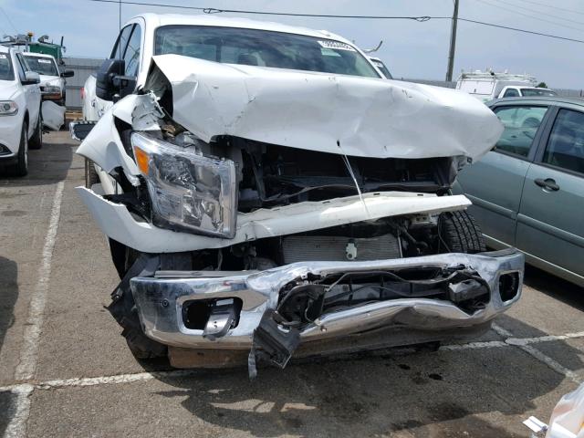 1N6AA1E53HN558111 - 2017 NISSAN TITAN SV WHITE photo 9