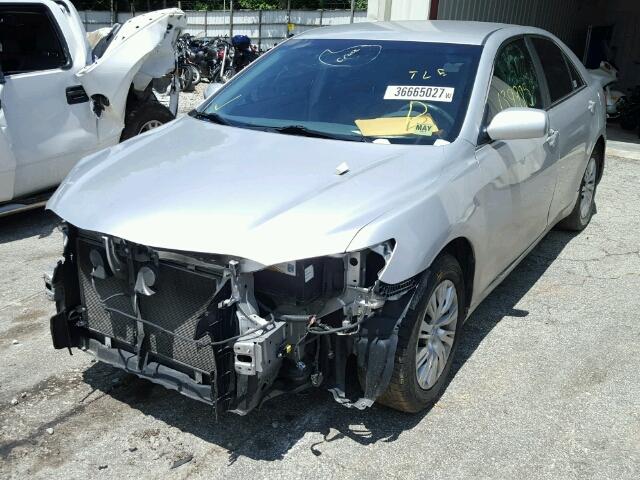 4T1BF3EK6BU153427 - 2011 TOYOTA CAMRY BASE SILVER photo 2