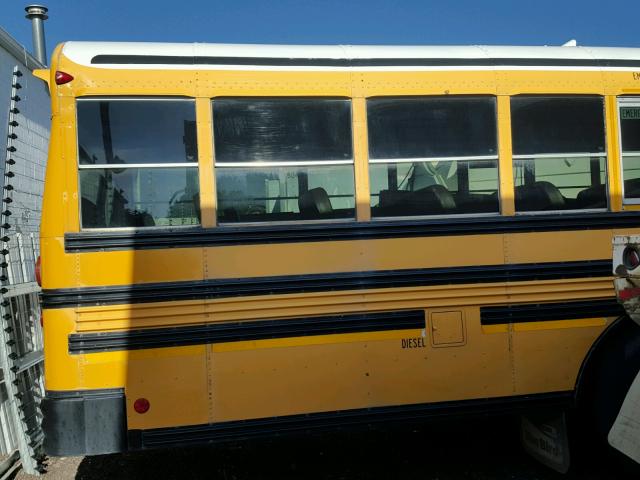 4UZ6CFAA8XCB71243 - 1999 FREIGHTLINER CHASSIS FS 黄色 照片 4