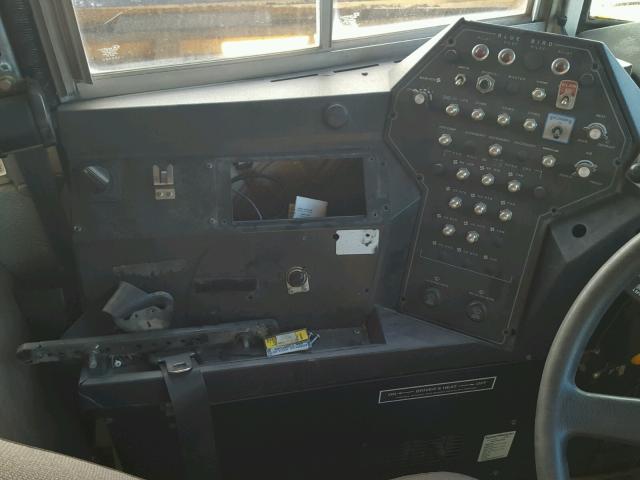 4UZ6CFAA8XCB71243 - 1999 FREIGHTLINER CHASSIS FS 黄色 照片 9