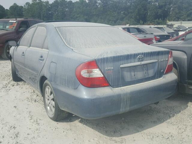 4T1BF32K22U531442 - 2002 TOYOTA CAMRY LE BLUE photo 3