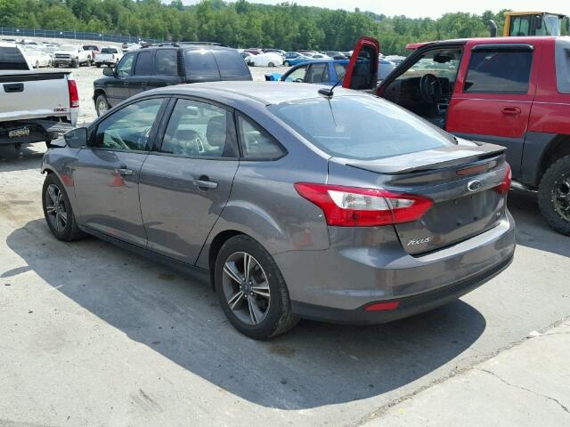 1FADP3F20EL418254 - 2014 FORD FOCUS SE GRAY photo 3